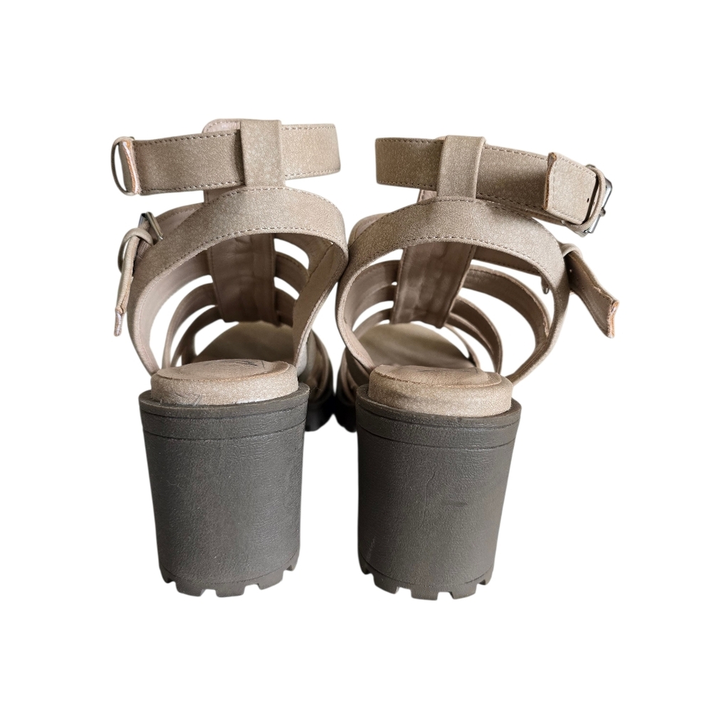 New 🤎 Dirty Laundry Women's Fun Stuff Natural High Heel Gladiator Sandals - Picture 7 of 16